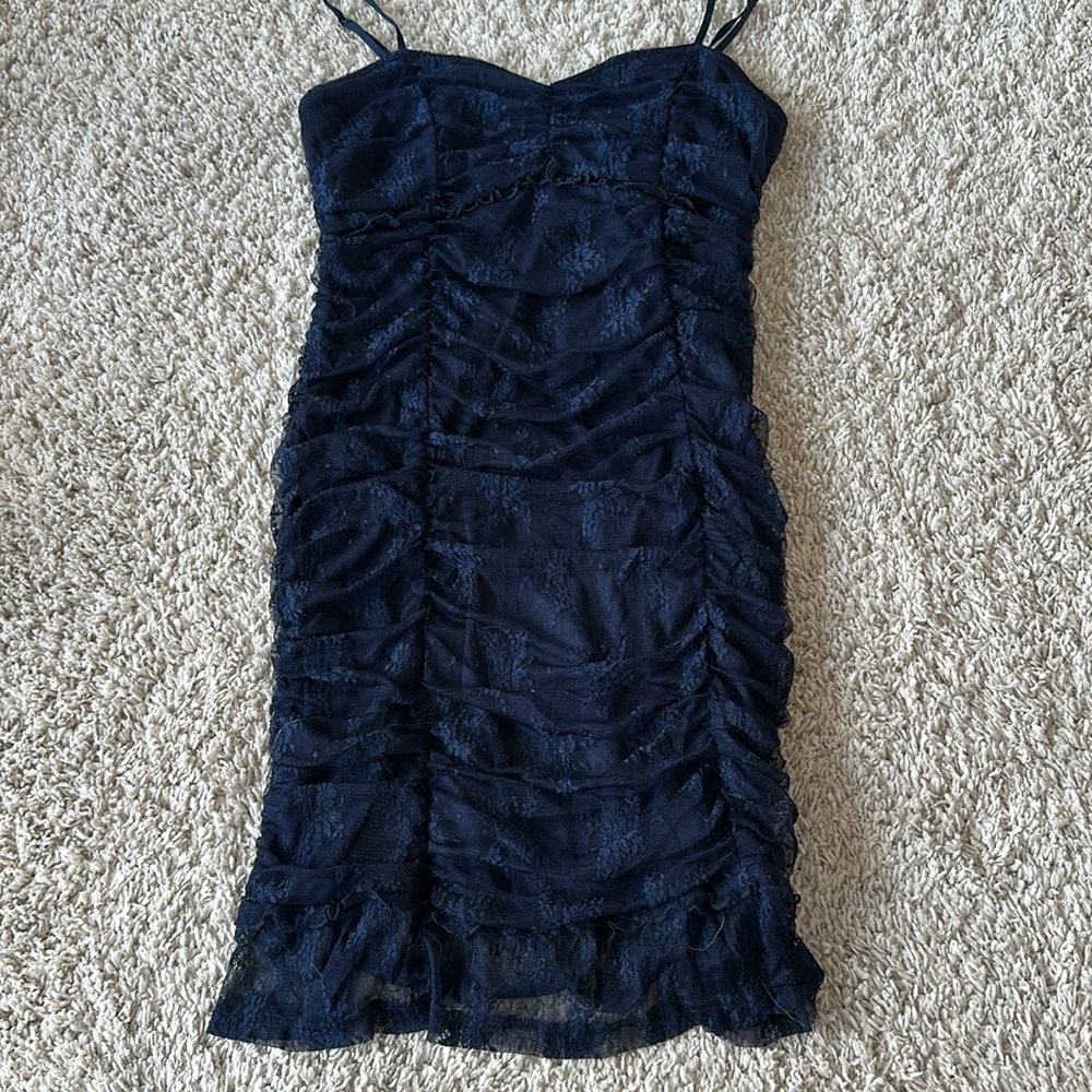 LULU’S MINI DRESS